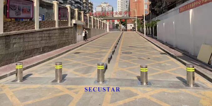 IP 68 Protection Class Automatic Rising Bollards With Hydraulic / Air Pump Drive 3
